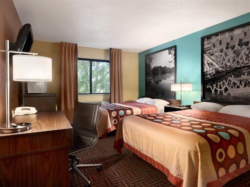 ซูเปอร์ 8 บาย วินด์แฮม พีโอเรีย Motel ภายนอก รูปภาพ